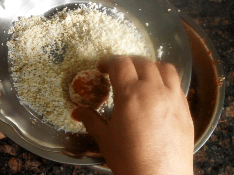 Quick Carrot Paneer Ladoo | Calcium and Protein Rich Sweet Recipe