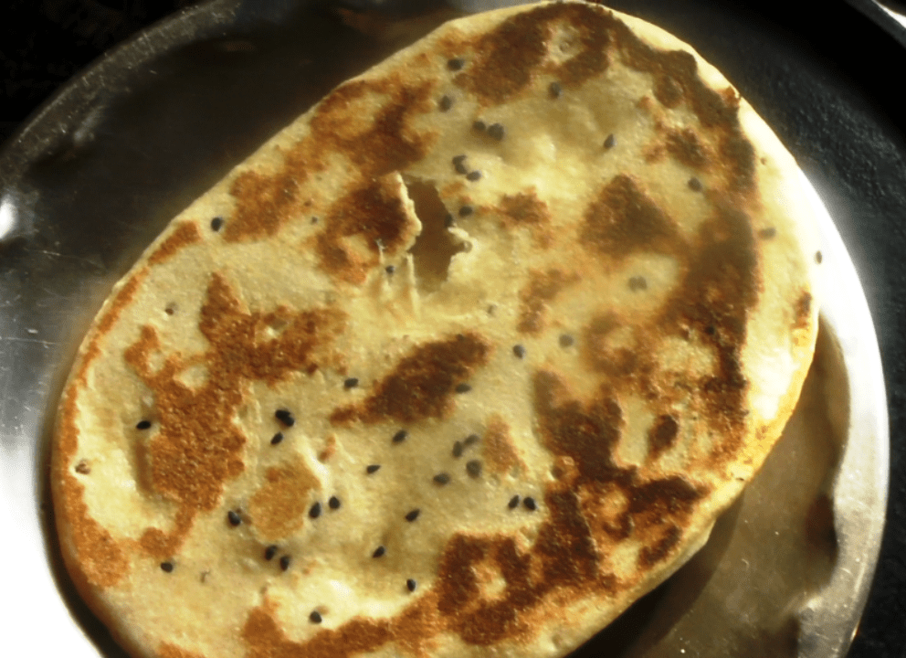 Easy whole wheat tawa naan recipe (without yeast)