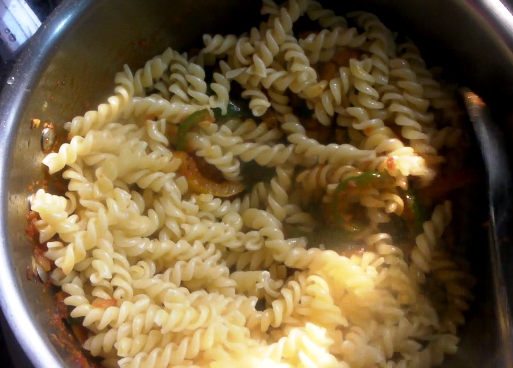 Healthy veg pasta