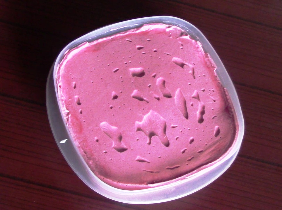 Strawberry and beetroot ice cream