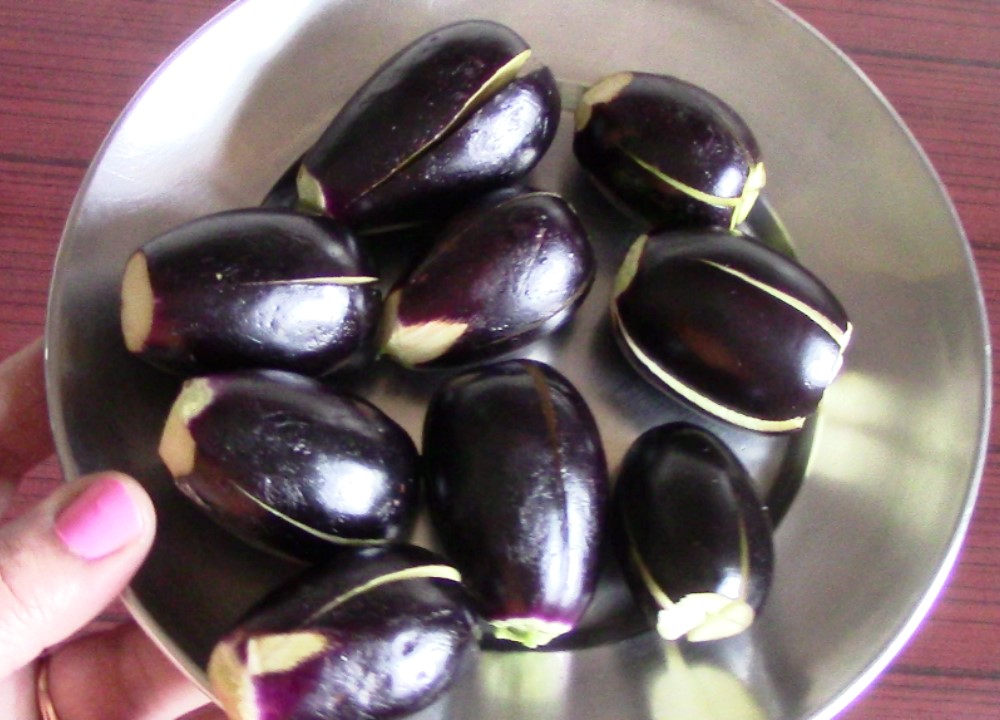 How to Make Bharwa Baingan | Easy Stuffed Eggplant Recipe