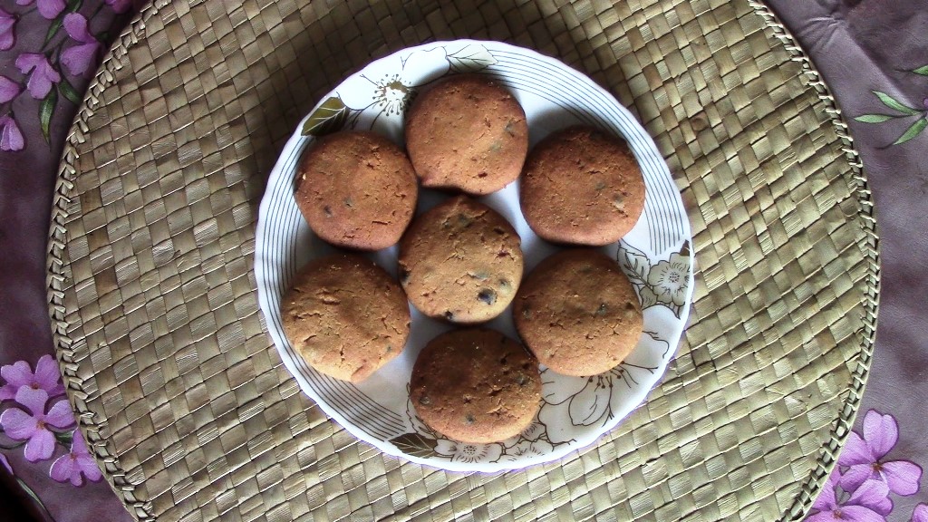 Atta Jaggery Cookies with Chocolate Chips |Eggless & Sugar Free