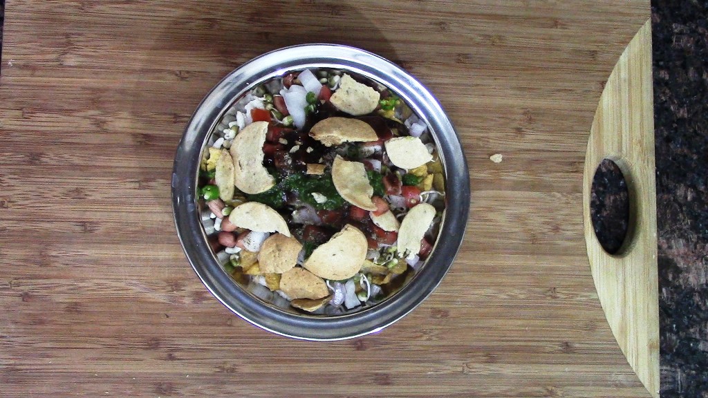 Sprouts Bhel Puri Chaat | No Fire Quick Snack