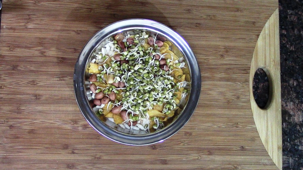 Sprouts Bhel Puri Chaat | No Fire Quick Snack