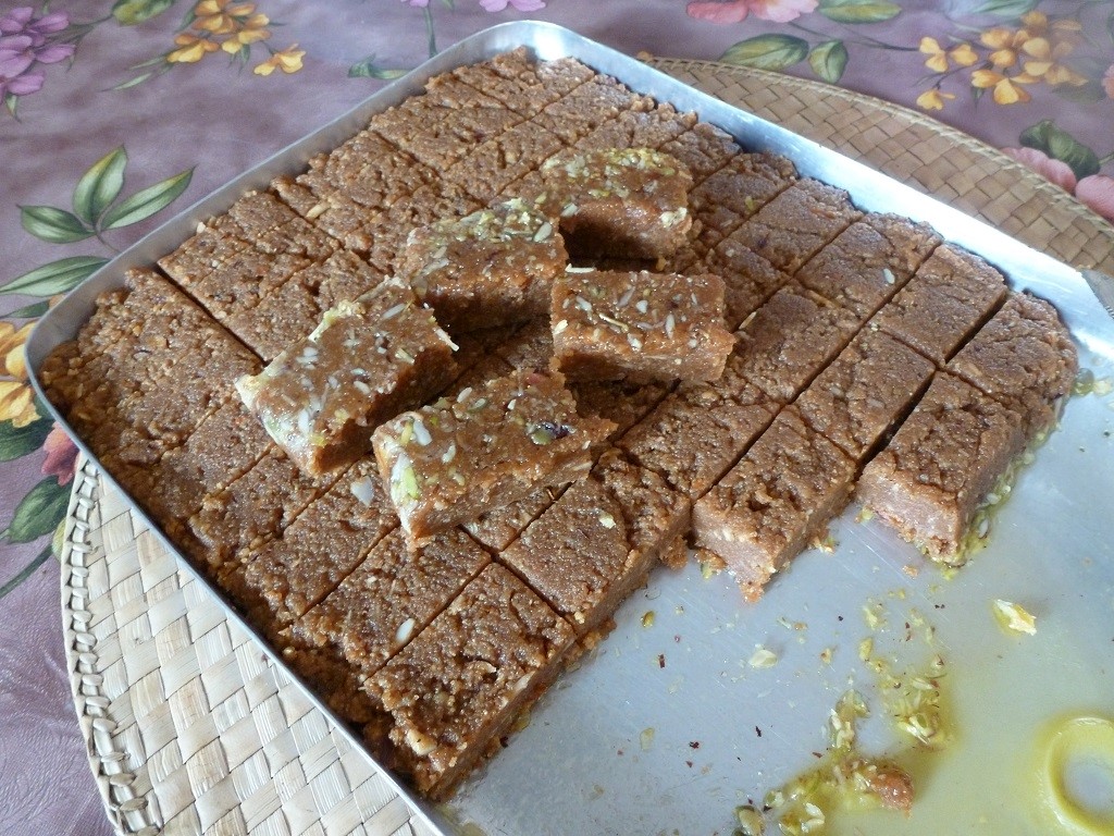 Delicious Urad Dal Barfi Recipe: No Soaking Required!