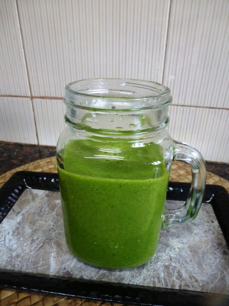 spinach apple orange smoothie