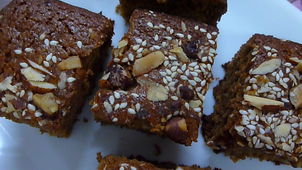 Oats Jaggery Cake