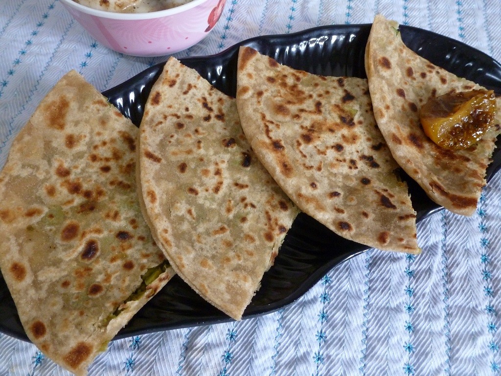 matar stuffed paratha