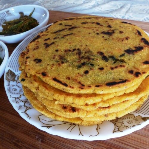 stuffed makki ka paratha