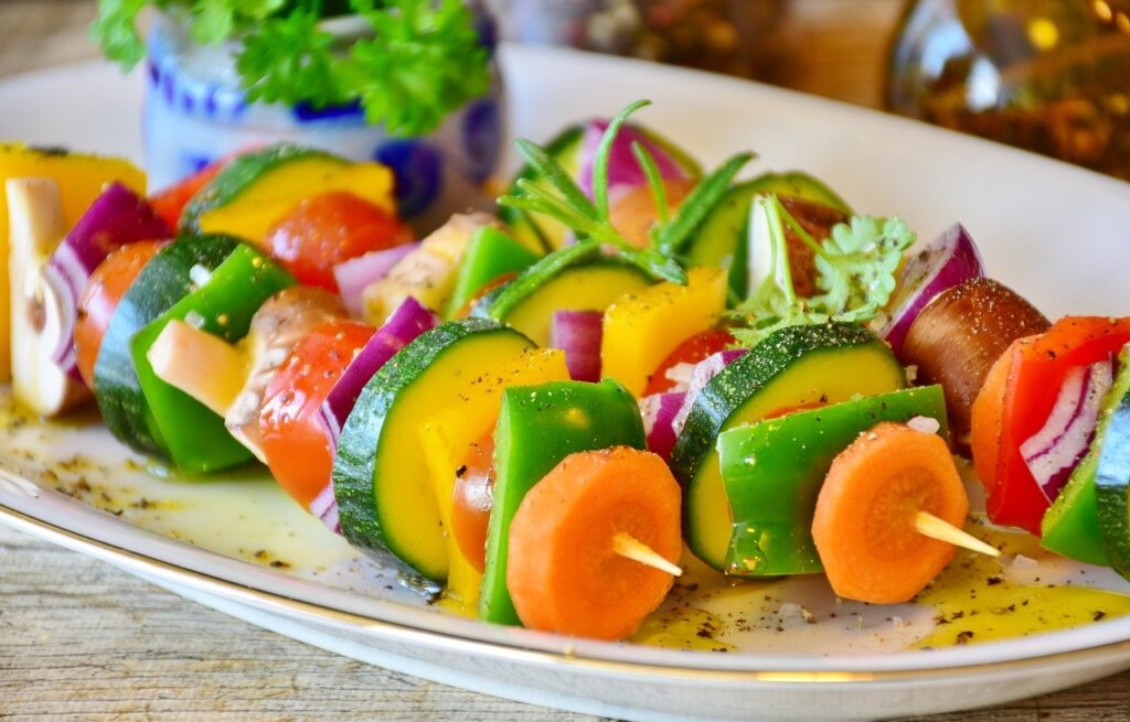 vegetable skewer, paprika, tomato