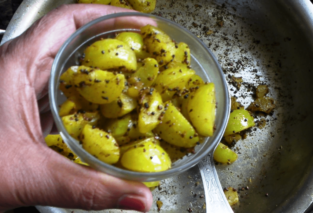 Quick Amla Pickle Recipe| Kache Amla ka Achar | How To Make Indian Gooseberry Pickle