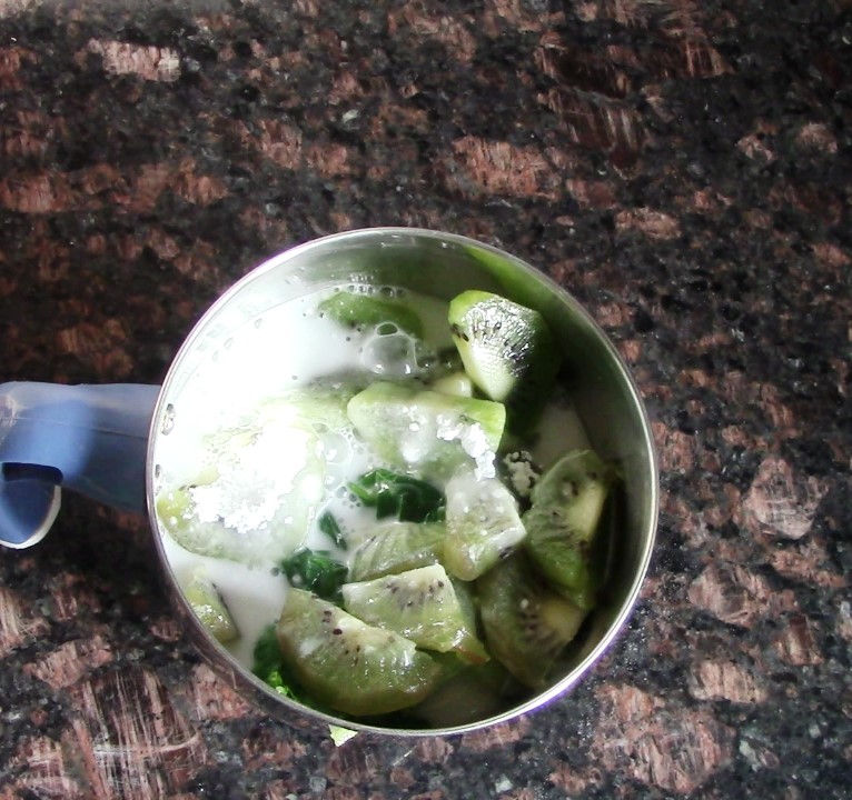 kiwi spinach ice cream