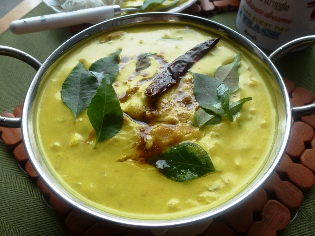 Best Pakode Wali Kadi | Punjabi Kadhi Pakoda Recipe