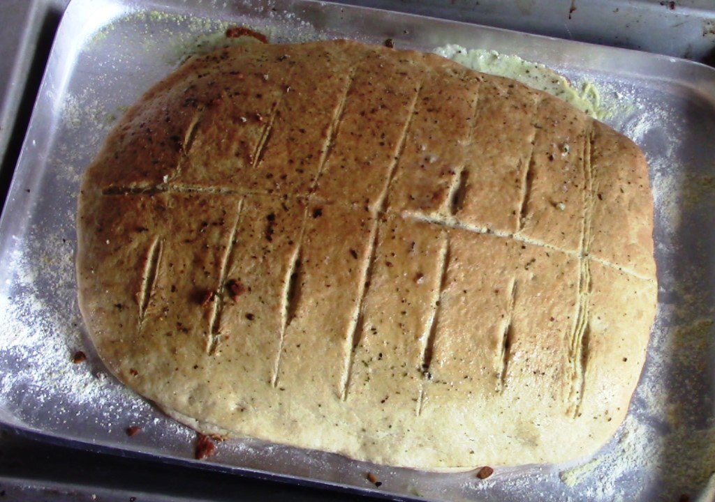 Whole Wheat Garlic Bread / Eggless Cheesy Garlic Bread Recipe