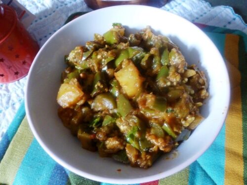 Best Hare Baingan Ki Sabji (Long Green Brinjal Recipe)