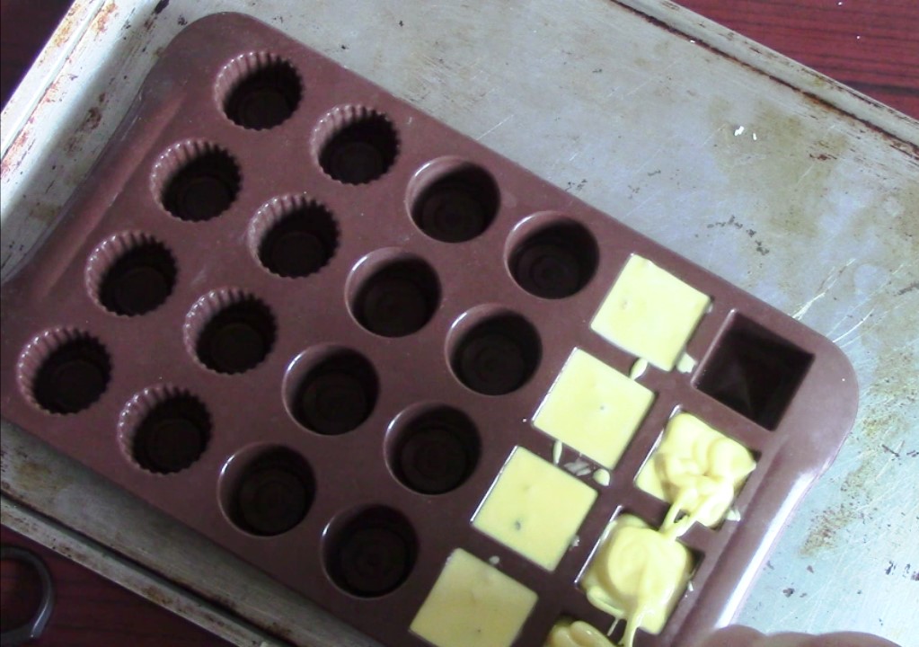  Homemade Flavoured Chocolate (With And Without Chocolate Mold)