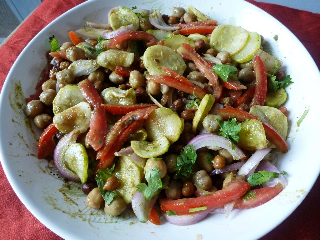 High Protein Mixed Peas Salad with Roasted Zucchini 16 High Protein Mixed Peas Salad with Roasted Zucchini