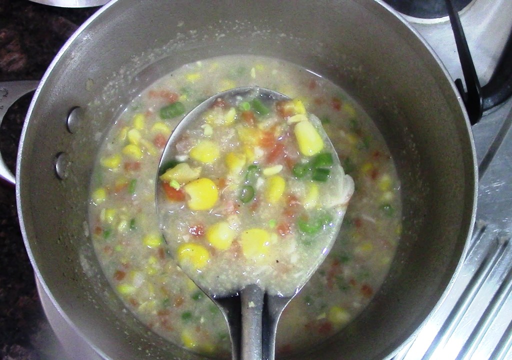 Creamy sweet corn veg soup