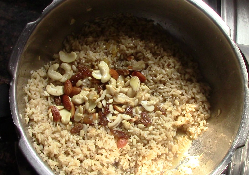 Sweet brown rice recipe/Meetha chawal with gur