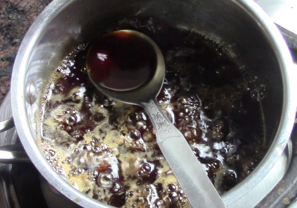 Simple Jaggery Syrup