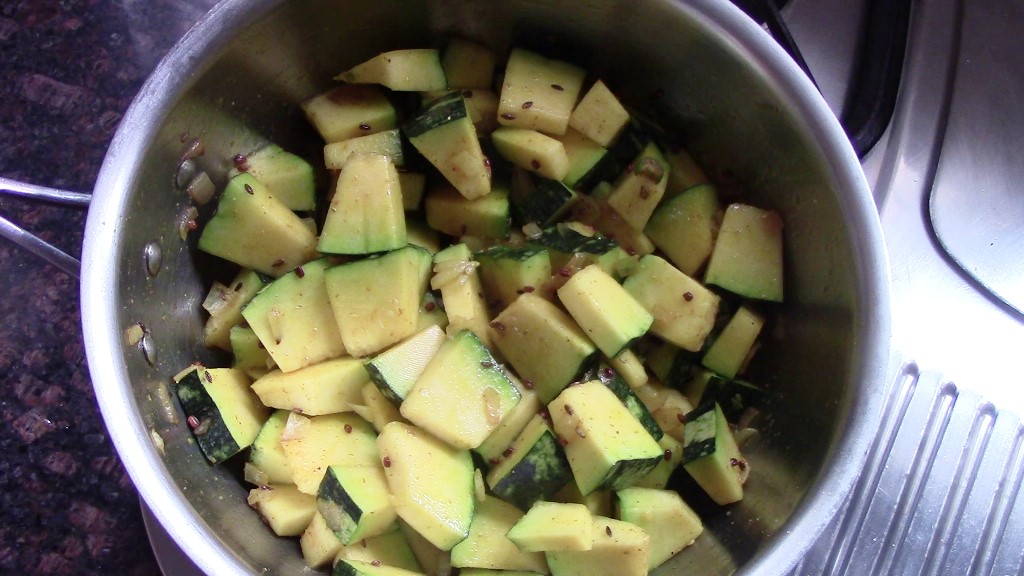 Kaddu Ki Khatti Meethi Sabzi | Easy Pumpkin Dry Veg