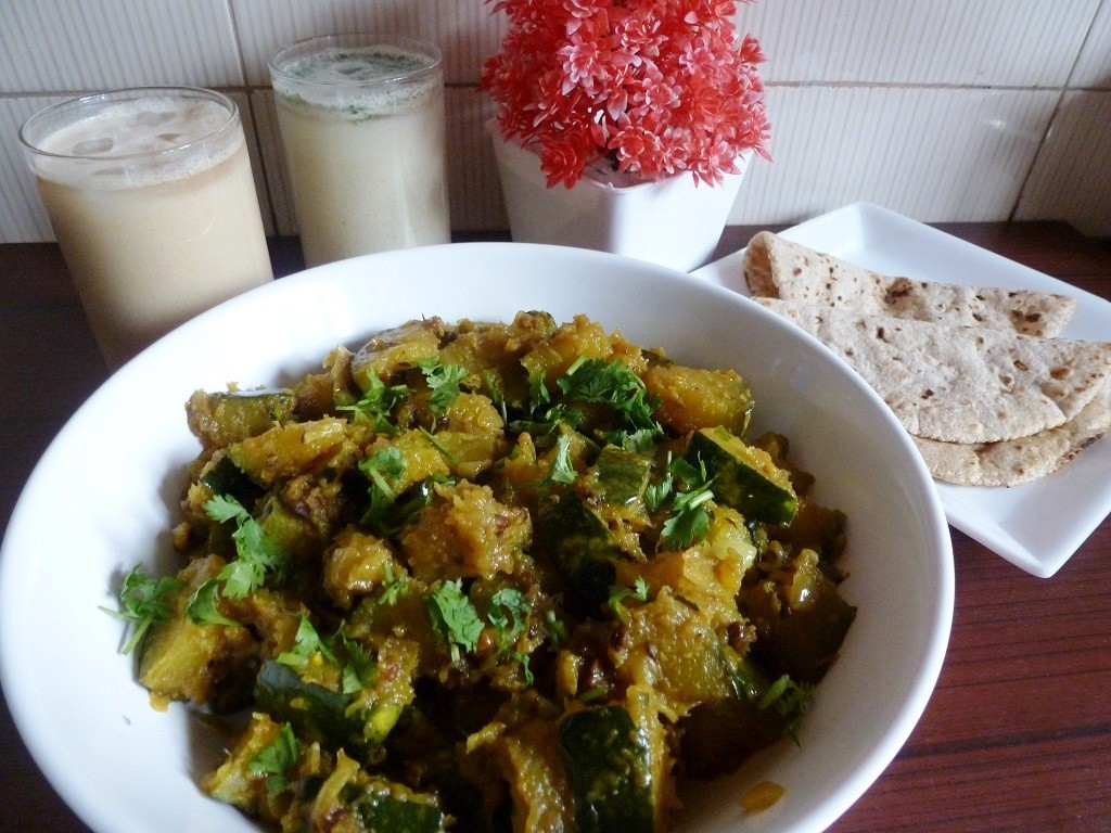 Khatti Meethi Kaddu Ki Sabzi | Easy Pumpkin Dry Veg