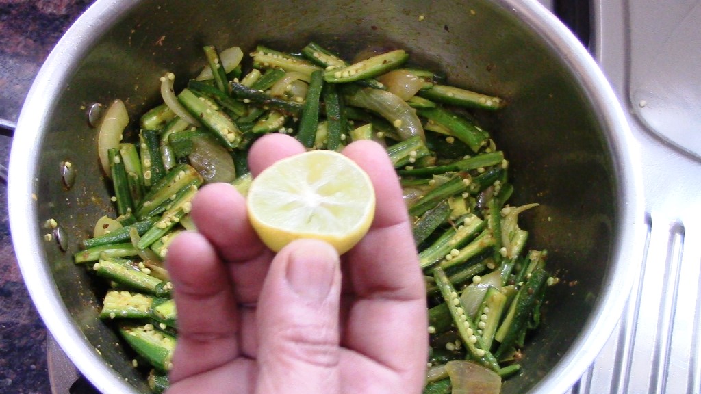 Easy Bhindi Do Pyaza Recipe