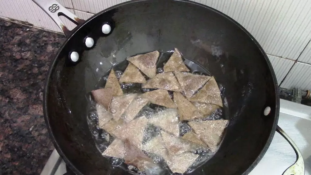 How to Make Ragi Chips | Nachni Chips | Ragi Nachos Recipe | Easy Millet Snack 22 crispy ragi nachos