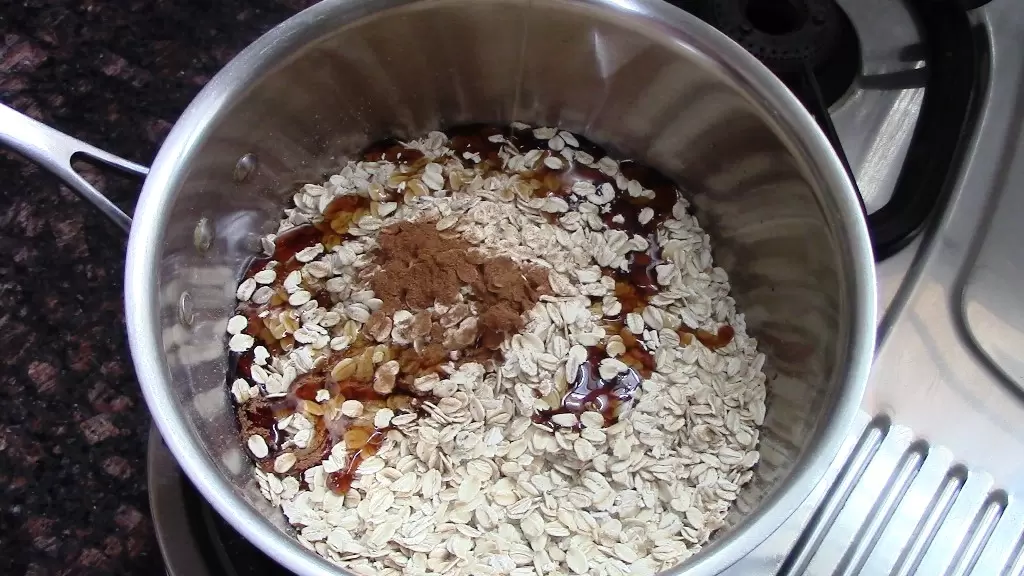 No Bake Granola Recipe | Healthy Sugar Free Rolled Oats Breakfast 8 Easy No-Bake Oats Granola: A Quick and Healthy Treat