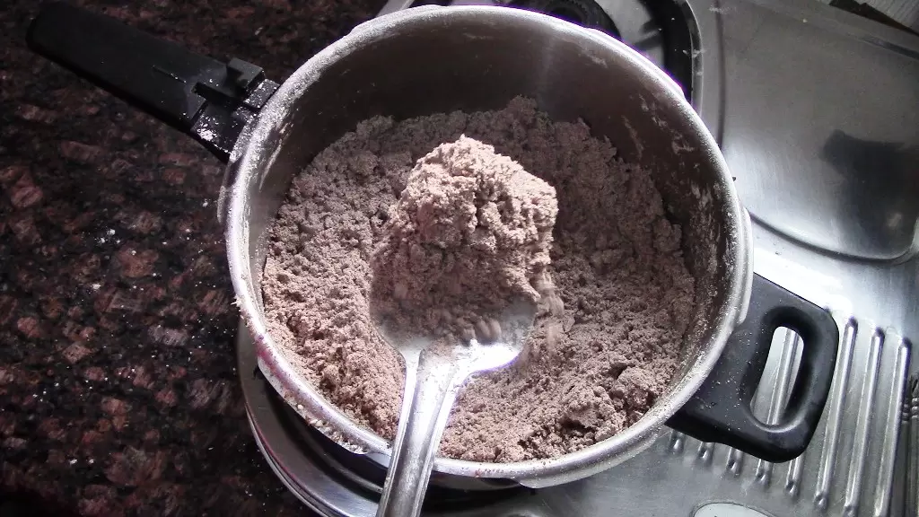 How to Make Methi Panjiri With Jaggery | मेथी रागी पंजीरी रेसिपी 26 how to make methi panjiri