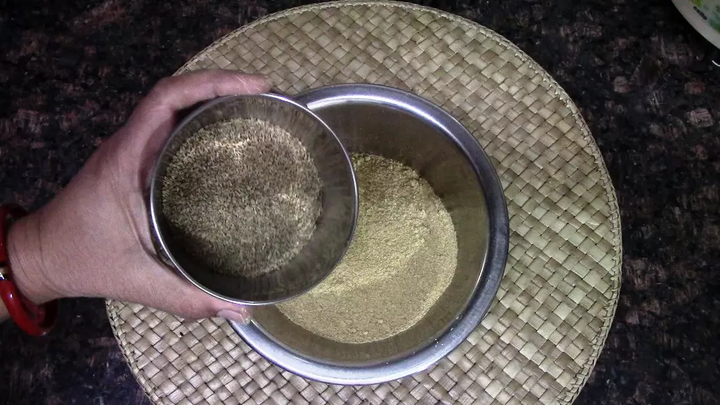 How to Make Methi Panjiri With Jaggery | मेथी रागी पंजीरी रेसिपी 7 gluten free methi panjiri