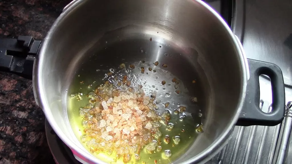 How to Make Methi Panjiri With Jaggery | मेथी रागी पंजीरी रेसिपी 11 9 Healthically Kitchen