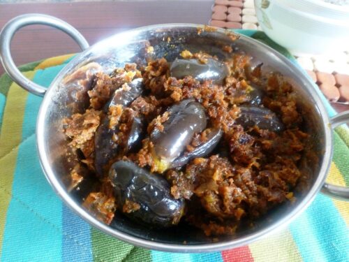 Easy Bharwa Baingan Recipe | Authentic Stuffed Brinjal Sabzi