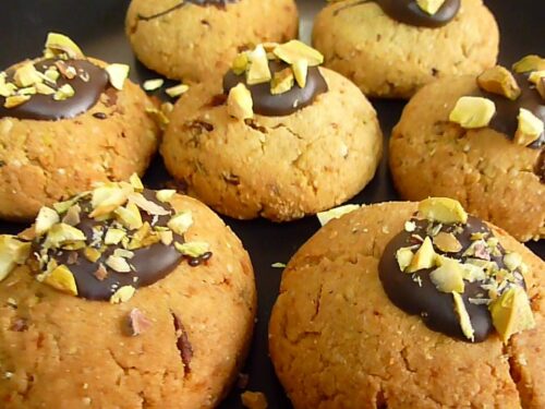 Simple Thandai Cookies with Homemade Thandai Masala Powder