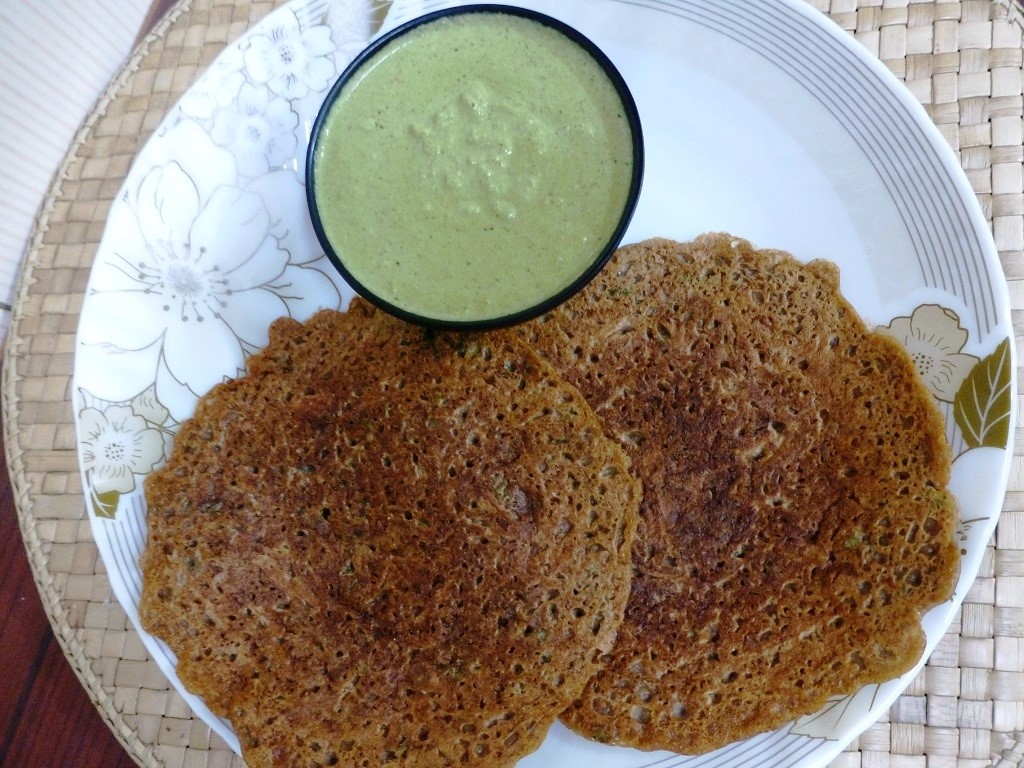 Healthy Singhara Atta Chilla with Carrots | Easy Vrat Breakfast Recipe
