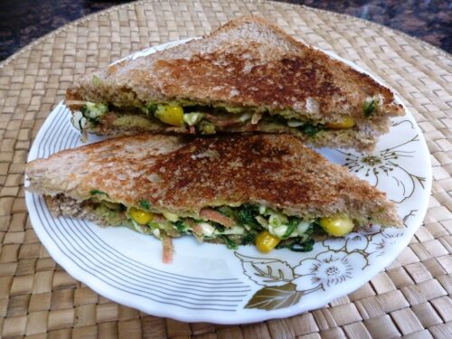 Spinach Corn Cheese Sandwich | High Protein Breakfast Recipe
