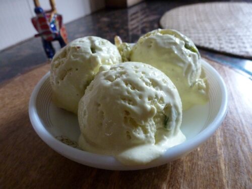Healthy Lauki Ice Cream Recipe in 2 Flavours | No Cream Weight Loss Dessert