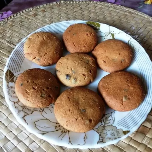 Atta Jaggery Cookies with Chocolate Chips | Eggless Healthy Cookies 18 atta jaggery cookies