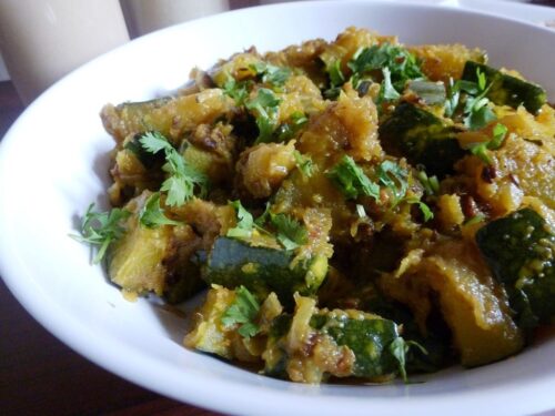 Khatta Meetha Kaddu Recipe | Sweet & Sour Pumpkin Sabzi (Easy Indian Style)