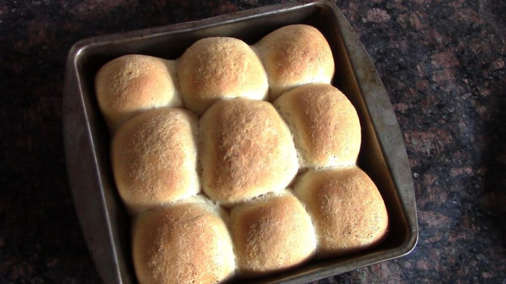 Soft & Fluffy Suji Pav | Eggless, No Maida, Homemade Pav Recipe 2 eggless, Soft & Fluffy Suji Pav |