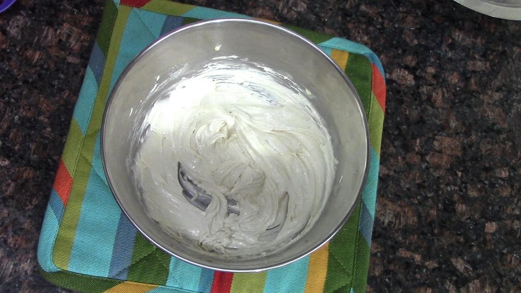 fluffy wet mixture Healthically Kitchen