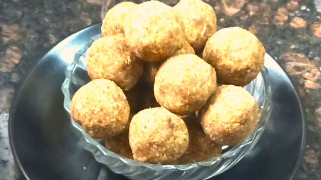 Roasted Chana and Fig Ladoo Recipe | High Protein Sugar-Free Snack for Kids