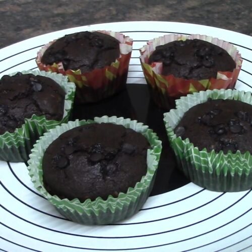 Healthy Eggless Ragi Muffins | No Maida | No Refined Sugar 3 ragi chocolate muffins