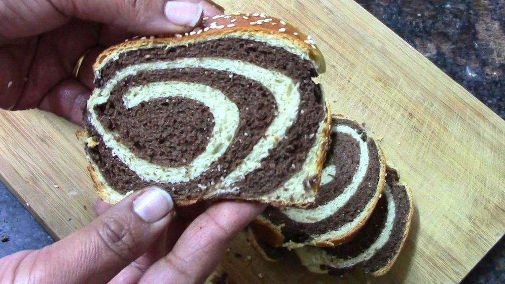 Whole Wheat Marble Bread Recipe | No Maida, No Eggs & No Refined Sugar