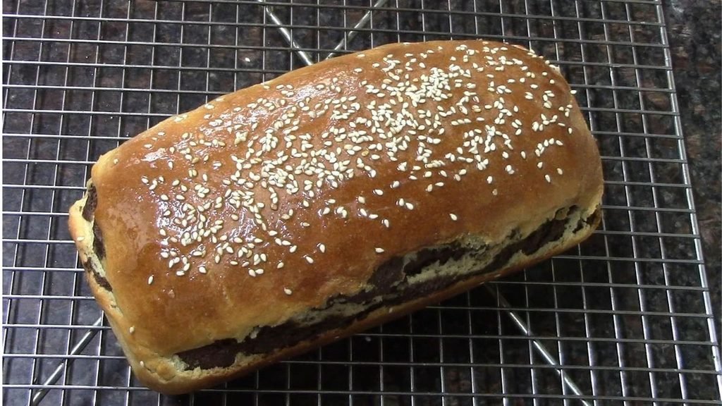 Whole Wheat Marble Bread Recipe | No Maida, No Eggs & No Refined Sugar 9 atta marble bread loaf
