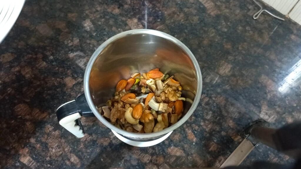 Janmashtami Special Mewa Paag Recipe – No Refined Sugar 12 grinding nuts Healthically Kitchen