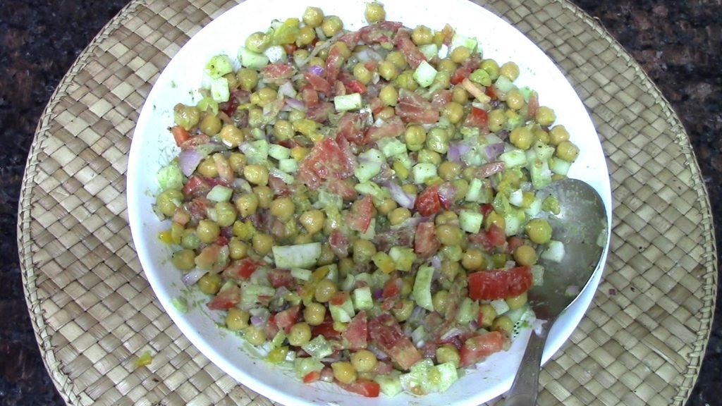 mixed salad Healthically Kitchen