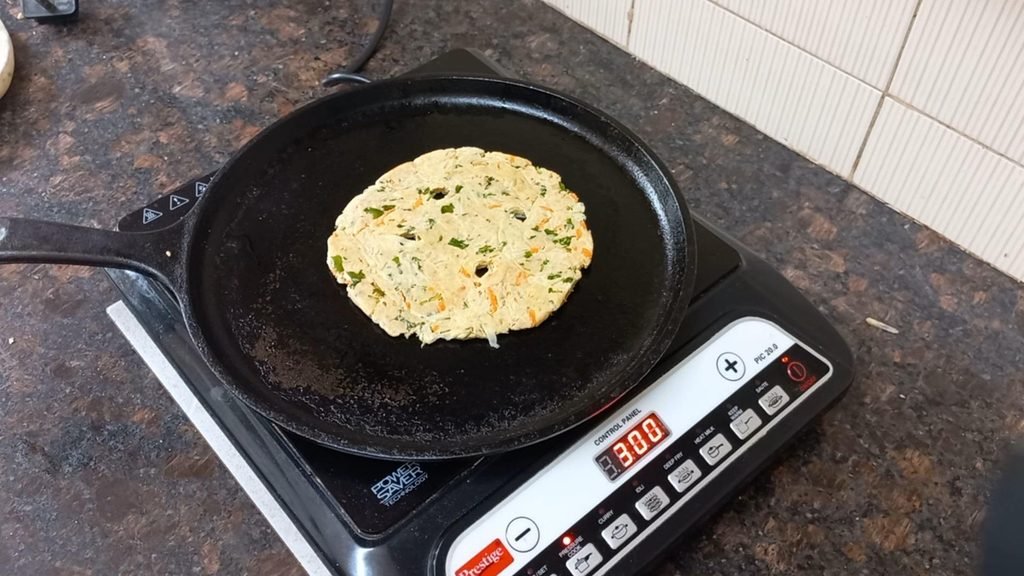 Rajgira Nashta for Vrat | Rajgira Roti, Cucumber Raita & Paneer Dip 20 cook chapatti on tawa Healthically Kitchen