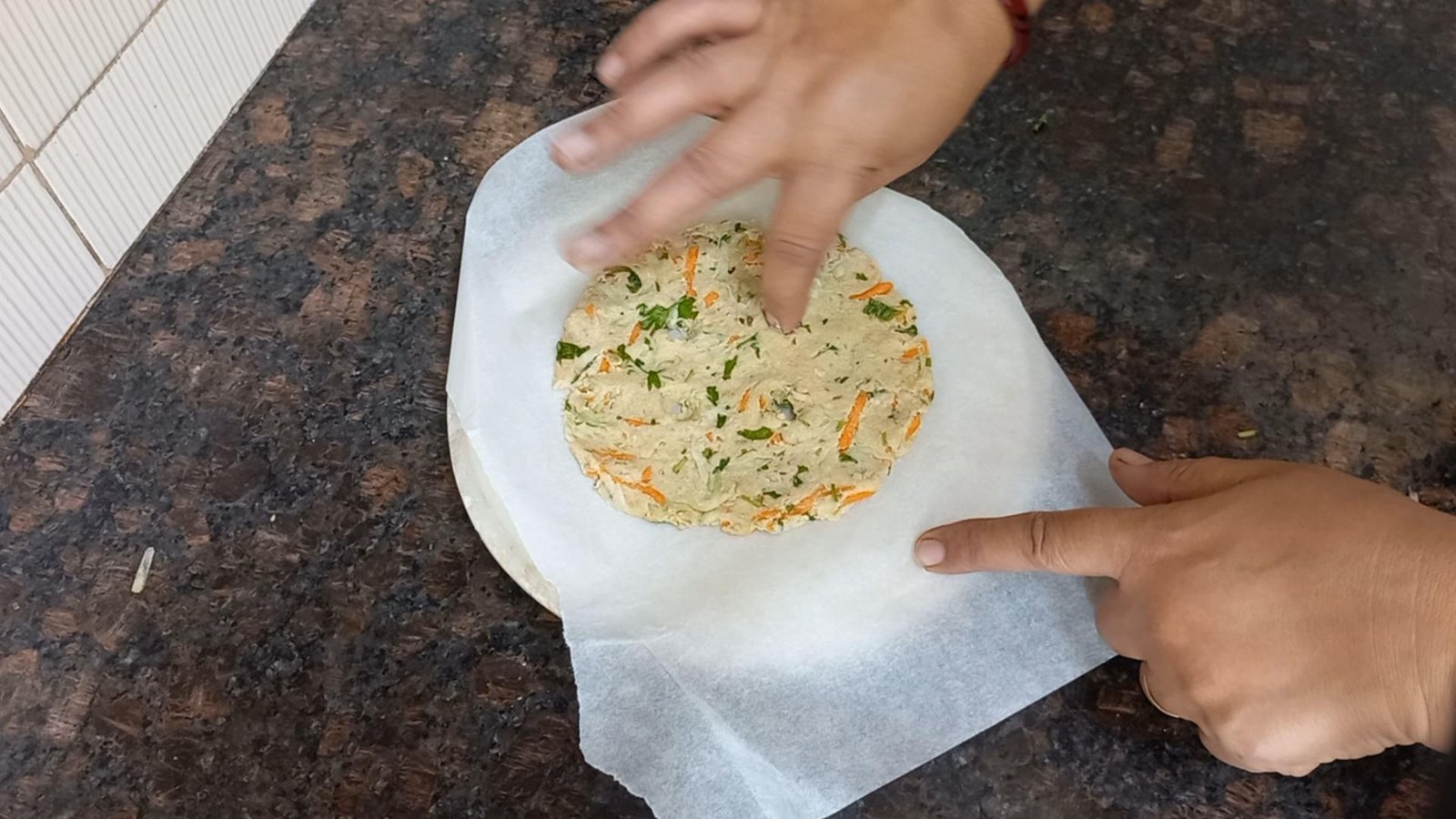 Rajgira Nashta for Vrat | Rajgira Roti, Cucumber Raita & Paneer Dip 18 make holes Healthically Kitchen