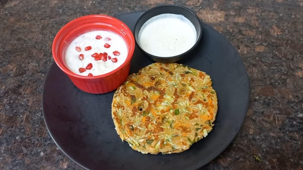 rajgira roti with kheere ka raita and paneer dip